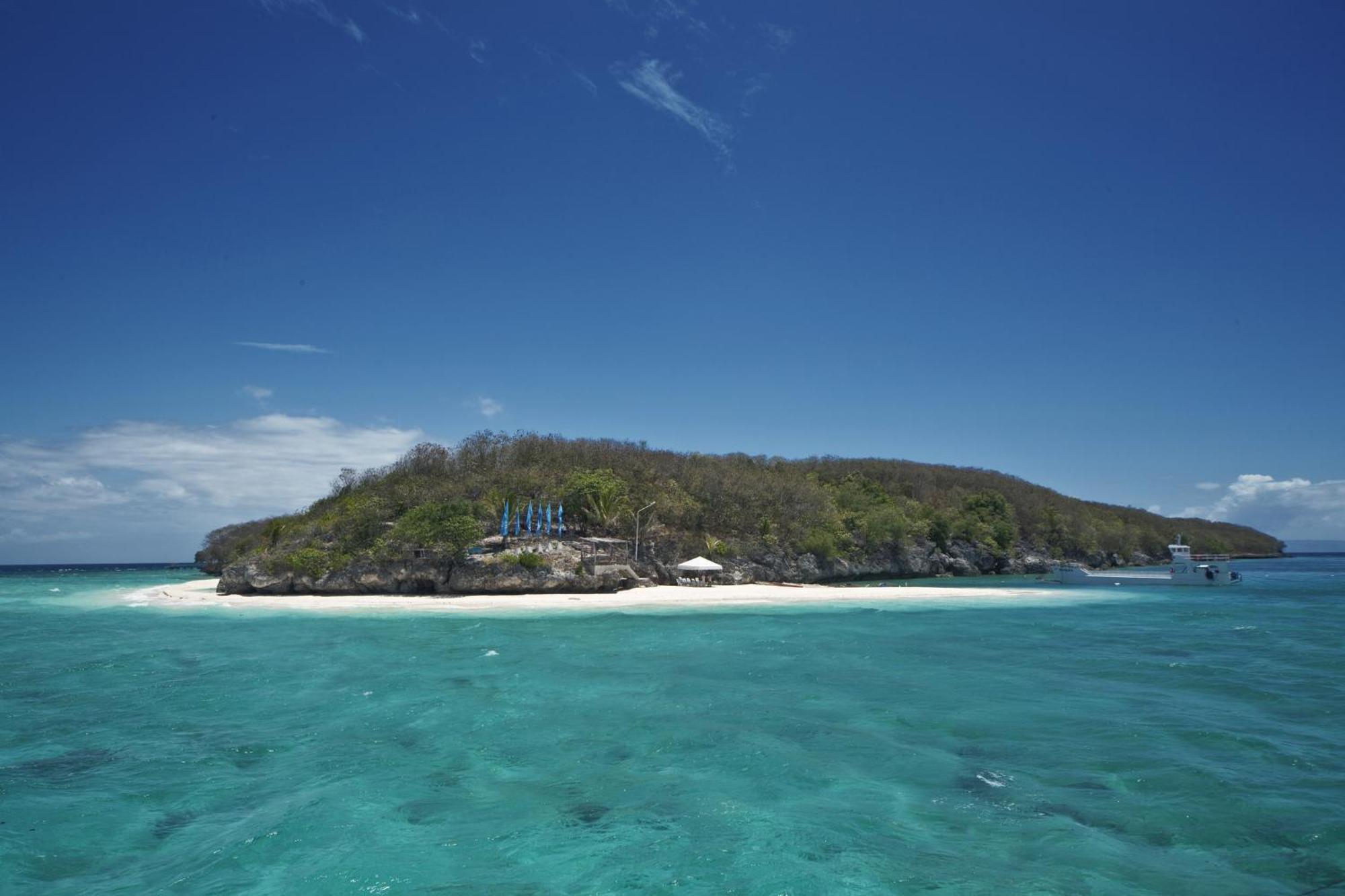 Bluewater Sumilon Island Resort Exterior foto